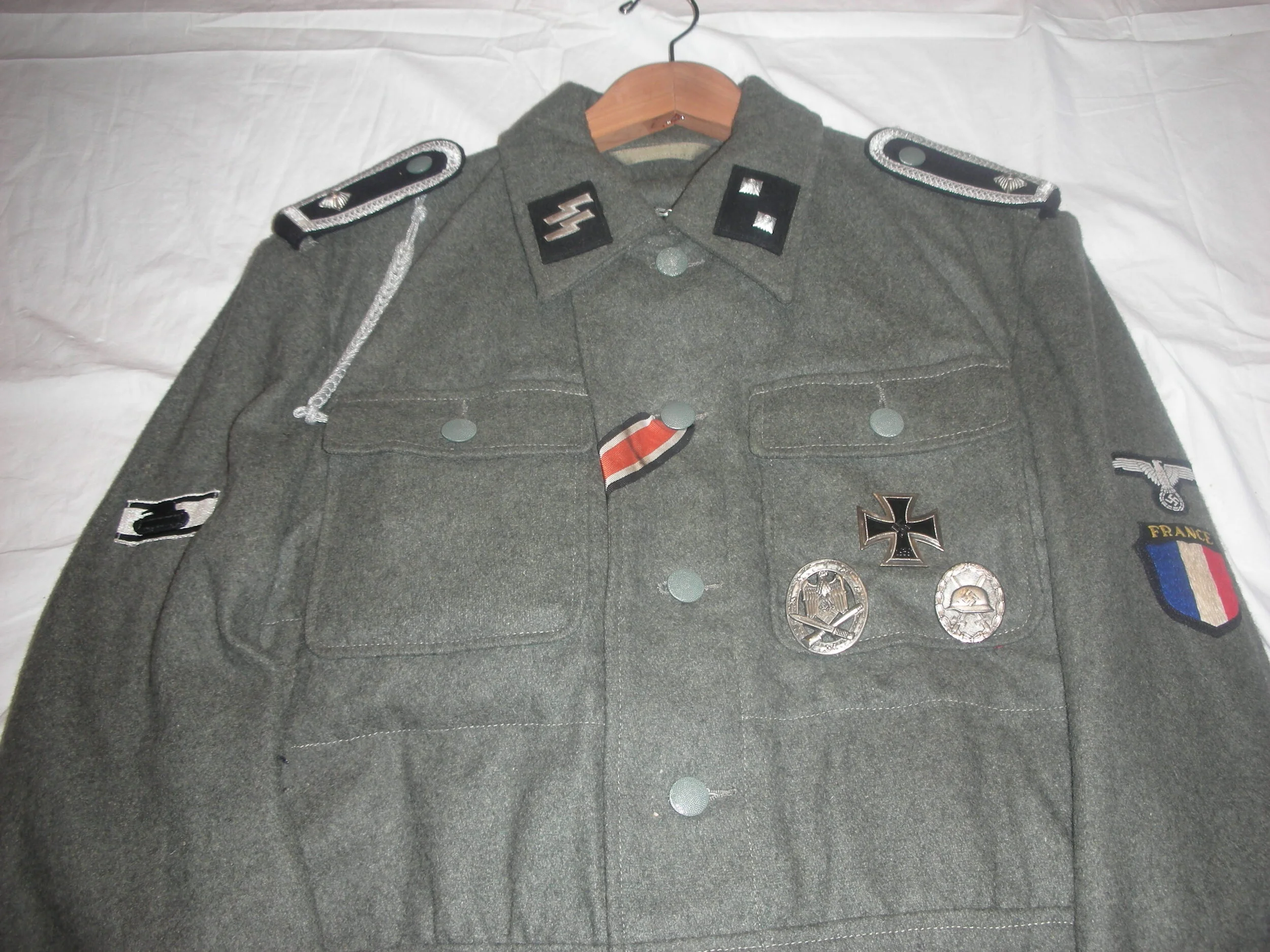 Waffen-SS Foreign Volunteers: — The Military Mark